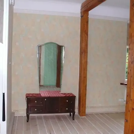 Apartment R&am Loo